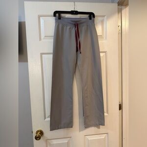 Figs Women Gray Scrub Pants